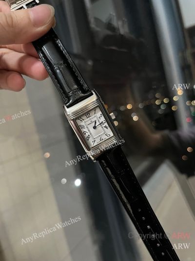 Top Quality Replica Jaeger-LeCoultre Reverso Classic Different Colors Leather Strap White Face Dial Silver Bezel Watch 24*40mm